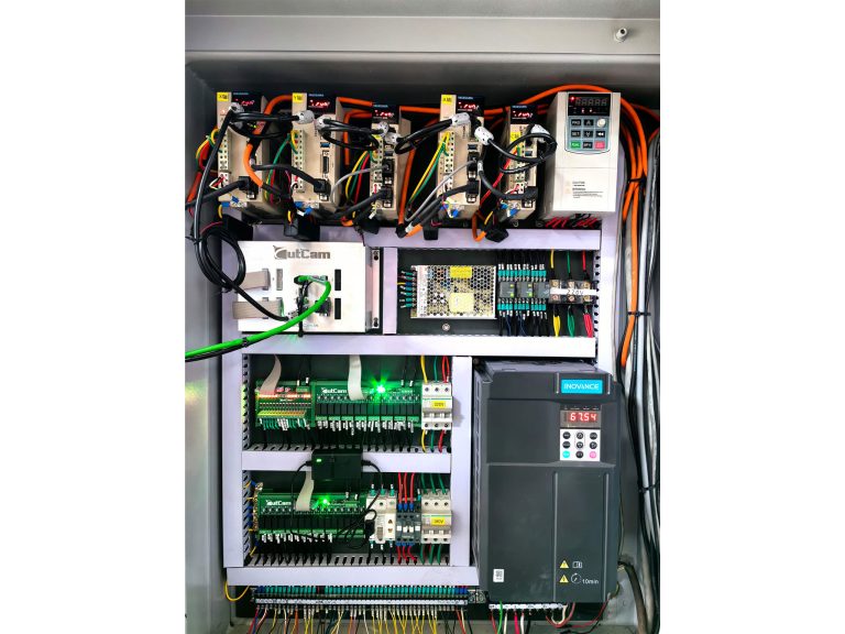 5 Axis Bridge Saw Machine Image